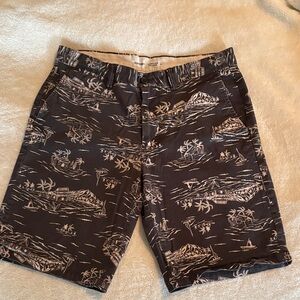 Old Navy Mens Ultimate Slim Shorts 32